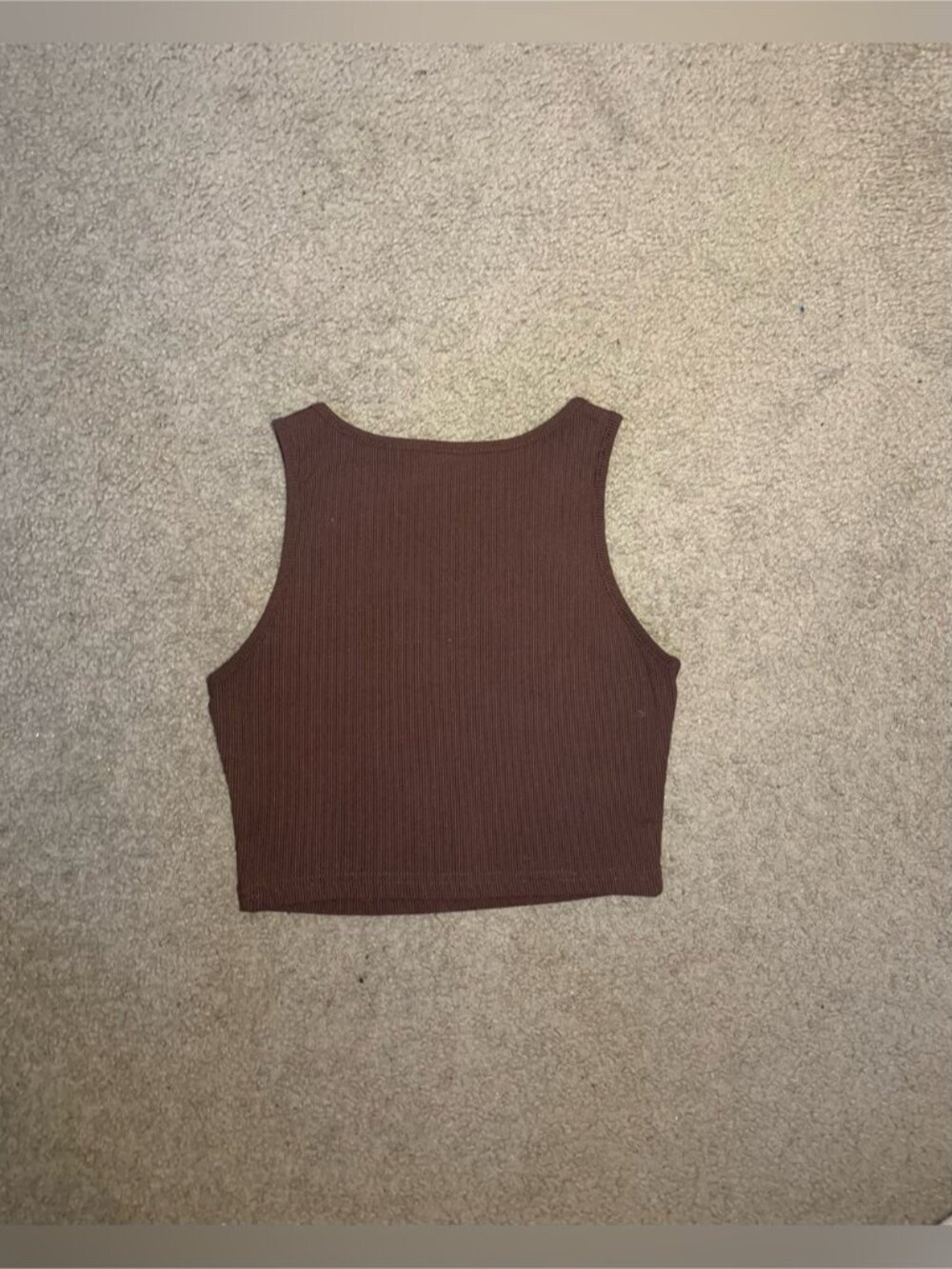 V-Neck Crop Tank - Picture 2 of 3